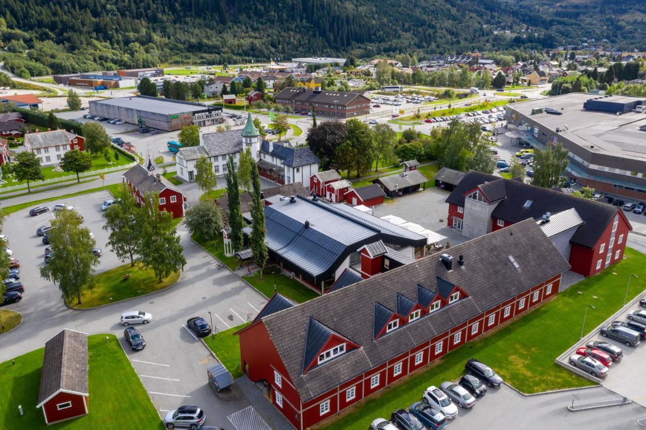 Bardshaug Herregard Hotel Orkanger Bagian luar foto